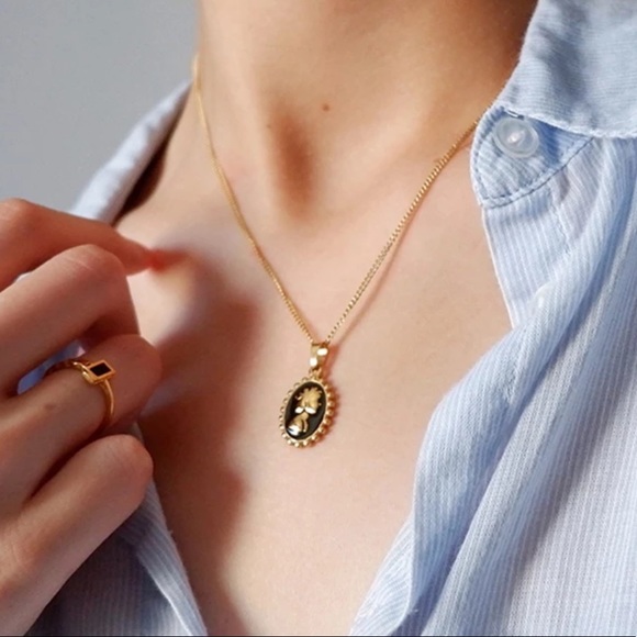 GP Portrait Pendant Necklace - Picture 2 of 5